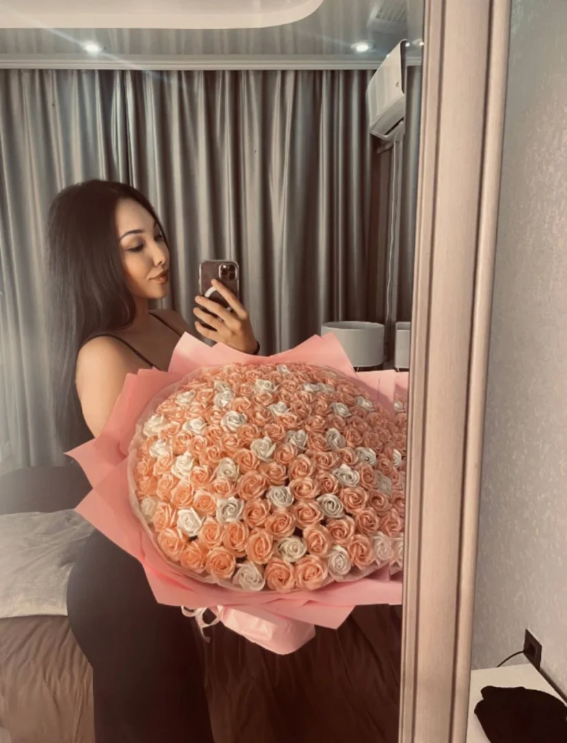 模特 Daniella