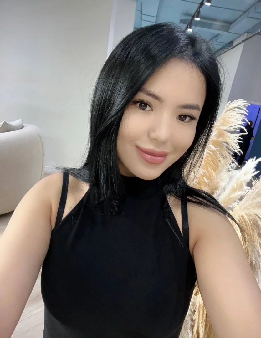 模特 Jay